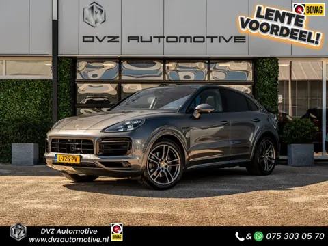 Porsche Cayenne Coupé 3.0 E-Hybrid | Sport Design | Pano | ACC | Chrono | Dealer Ond.