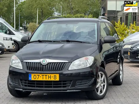 Skoda Fabia Combi 1.2-12V Fresh | Airco | Trekhaak | Bluethooth | Elektrische ramen en spiegels | On