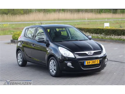 Hyundai i20 1.4i DynamicVersion | 2009 | (bj 2009)