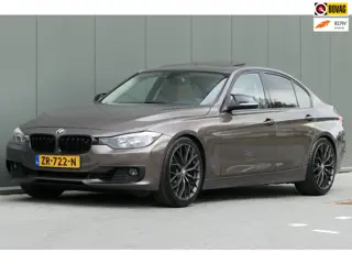 BMW 3-serie 328i xDrive High Executive Schuifdak Memory Leder