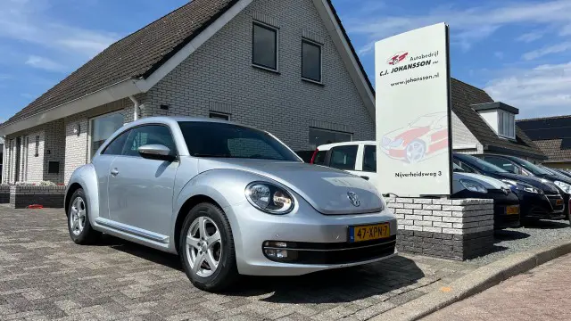VOLKSWAGEN BEETLE 1.2 TSI Design