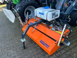 Tuchel Plus 590 veegmachine