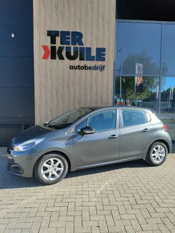 PEUGEOT 208 1.2 82Pk 2015 Urban Zuinig AC / Navi
