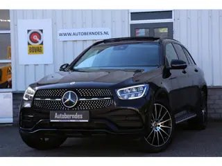 Mercedes-Benz GLC 300e 4MATIC AMG*Perfect Onderh.*Pano/Elek. Trekhaak/Night/Treeplanken/Diamond Gril
