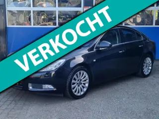 Opel Insignia 1.6 T Cosmo / Trekhaak / ECC / Parkeersensoren / Stoelverwarming / Elektr. stoel met m