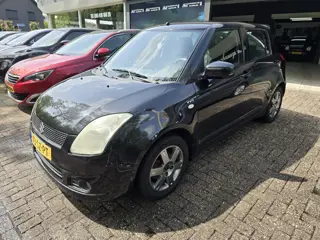 Suzuki Swift 1.5 Exclusive | NIEUWE APK | KEYLESS| ANDROID | AIRCO | LMV |