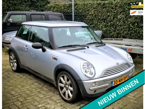 Mini Mini 1.6 One Salt ( Meeneemprijs )