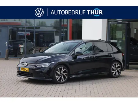 Volkswagen Golf 1.5 eTSI R-Line Business+ panoramadak, 18" LMV Bakersfield, LED matrix,  navigatie, 