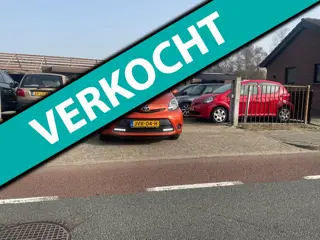 Toyota Aygo 1.0 VVT-i Dynamic Orange