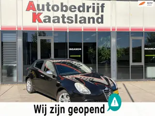 Alfa Romeo Giulietta 1.6 JTDm Distinctive 6 bak - Clima - Cruise - 2010
