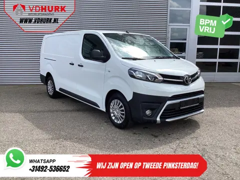 Toyota ProAce Worker 2.0 145 pk L3 Standkachel/ Stoelverw/ Carplay/ Camera/ PDC/ Cruise/ Trekhaak/ A