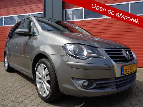 Volkswagen Touran 1.4 TSI Comfortline 140PK Clima Cruise Trekhaak 7-Pers NL-Auto