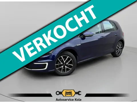 Volkswagen E-Golf * Navigatie * Camera * Led * Allseason banden *