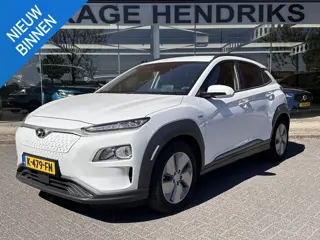 Hyundai Kona EV Fashion 64 kWh | SOH: 96,7% | Lage kmstand | 3 Fase | Warmtepomp | Blindspot |
