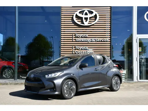 Toyota Yaris 1.5 Hybrid 130 Executive Automaat 130pk | Nieuw | direct uit voorraad leverbaar! |