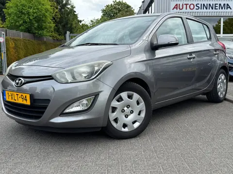 Hyundai I20 1.4i i-Motion | Automaat | Trekhaak | Climate |