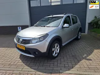 Dacia Sandero | 1.6 Stepway | Lage km stand | Airco |