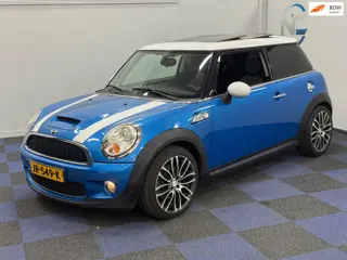 Mini Mini 1.6 Cooper S / PANORAMADAK / NETTE AUTO / VOLLEDIGE ONDERHOUD