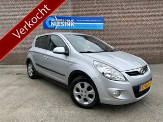 Hyundai i20 1.6i Airco/LM15 (bj 2010)