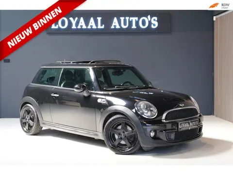 Mini Mini 1.6 Cooper S Chili | AUT | PANO | CRUISE | STOELVERW. | AIRCO | APK.