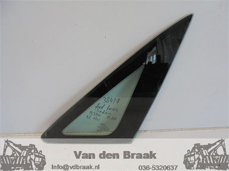 Ford Focus 4drs Sedan 1998-2005 Driehoeksraam rechts achter