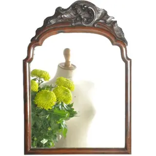 Antieke spiegels / Kleine mahonie Soester spiegel ca. 1820 met afneembaar kroontje