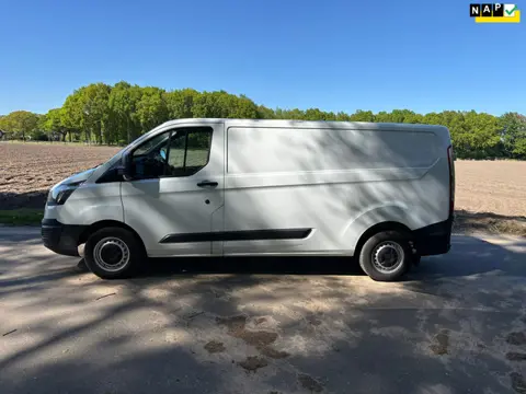 Ford Transit Custom 290 2.2 TDCI L2H1 Economy Edition