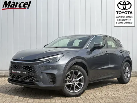 Lexus LBX Business Line 2WD Parkeer en Dodehoek Sensoren Stoel Stuur Verwarming