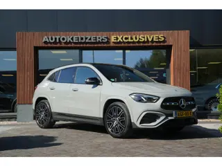 Mercedes-Benz GLA-klasse 200 AMG Line Panoramadak Adapt. Cruise AMG Pakket Ambient Wide Screen