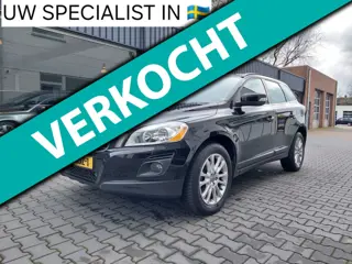 Volvo XC60 2.4 D5 AWD Momentum Dealer onderhouden Origineel NL Trekhaak Clima PDC 18 inch Stoelverwa