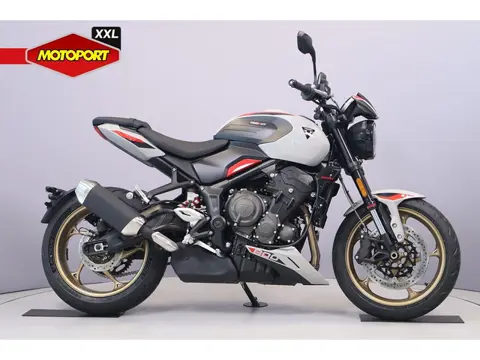 Triumph TRIDENT 800 (bj 2026)