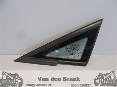 Seat Ibiza 2008-2015 Scheerruit links voor