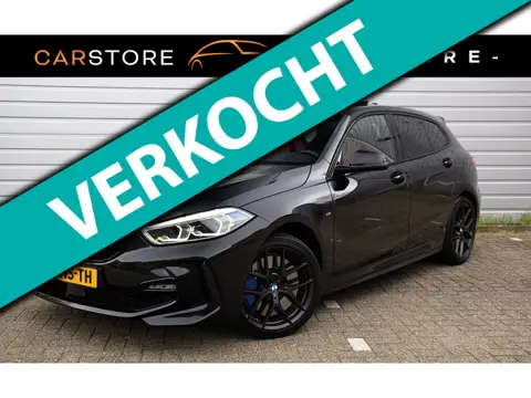 BMW 1-serie 118i High Executive Edition*1e eig*M-Pakket*Pano*Head-up*Keyless*H&K*Enz enz