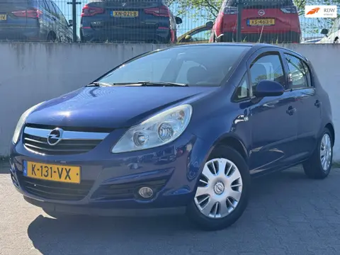 Opel Corsa 1.2-16V Essentia/CAMERA/AIRCO/APK 03-2027/INRUILKOOPJE/