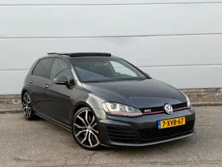 Volkswagen Golf 2.0 TSI GTI Performance DSG 230PK LEER|PANO|DYNAUDIO|XENON|BILSTEIN