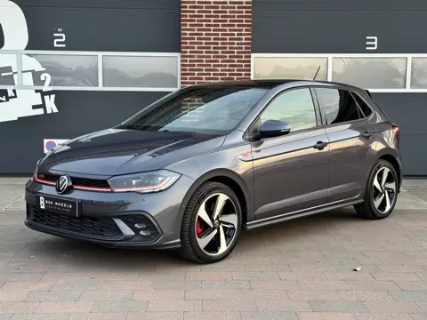 Volkswagen Polo 2.0 TSI GTI | Nieuwstaat! | LED IQ Matrix | Pano | Stoelverw | Clima | Carplay | Rij