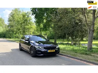 BMW 3-serie Touring 320i M Sport-BMW onderhouden-Virtual Cockpit.