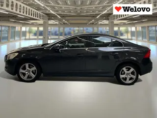 Volvo S60 2.4 D5 Summum Schuifdak, Navi+Camera, leer...