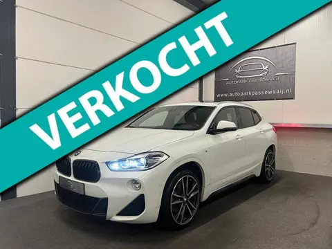 BMW X2 SDrive20i M-Pakket, Pano, Cruise Control, Apple Carplay, Stoelverwarming, Sfeerverlichting, L