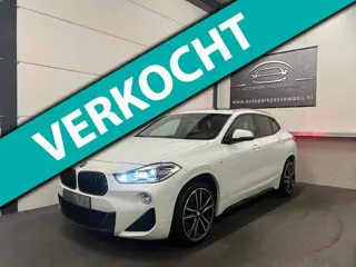 BMW X2 SDrive20i M-Pakket, Pano, Cruise Control, Apple Carplay, Stoelverwarming, Sfeerverlichting, L
