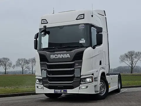 SCANIA R460