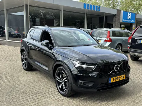 Volvo XC40 T5 261pk Recharge R-Design Keyless Pilot Assist Standkachel