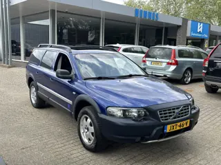 Volvo XC70 2.4T AWD Aut OCEAN RACE Schuifdak Xenon BTW voordeel €550,-