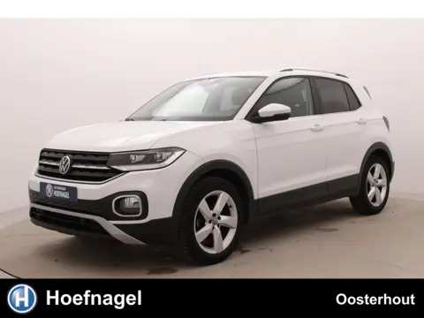 Volkswagen T-Cross 1.5 Style Automaat | Adaptive cruise | Stoelverwarming | CarPlay | Camera | Trekh