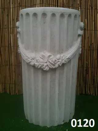 Zuil / base / zonnewijzerzuil rond model. nr 0120.