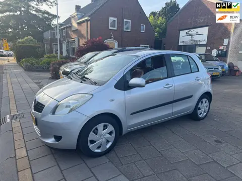 Toyota Yaris 1.3 VVTi Sol MMT | Automaat