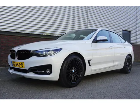 BMW 3-serie Gran Turismo 320i Sport Line GT/Sportstoelen/2e Eigenaar/