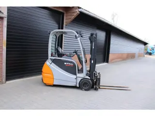 Still RX20 20 heftruck elektrische accu 79% triplex lepelverstelling sideshift