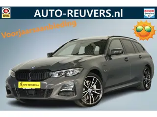BMW 3 Serie Touring 330e xDrive M-Sport / Panorama / ACC / Cam / Carbon / CarPlay