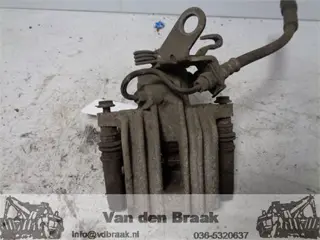 Audi A3 Hatchback 2003-2008 Remklauw links achter